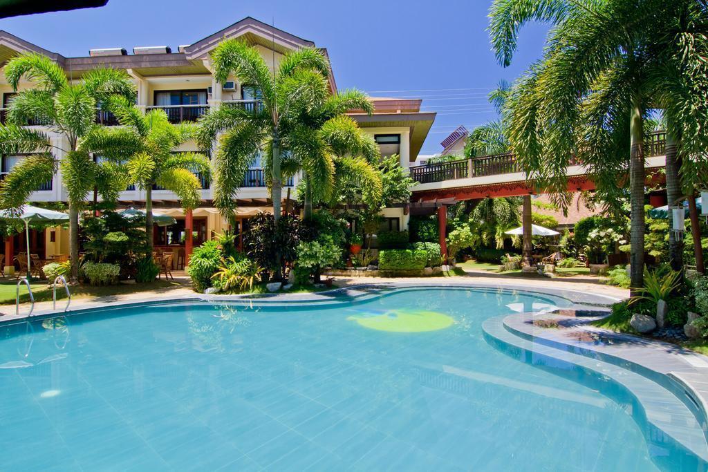Отель Best Western Boracay Tropics 4*