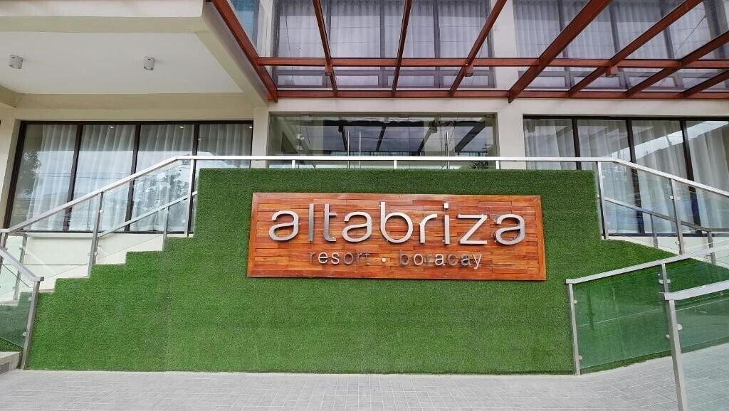 Hotel Altabriza Resort Boracay 3*