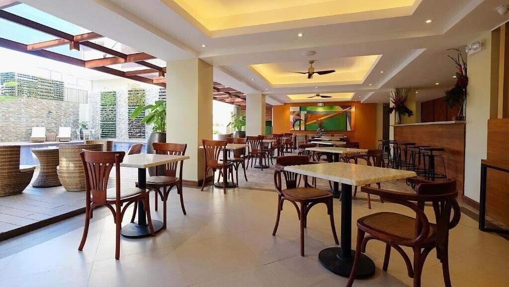 Zdjęcie Altabriza Resort Boracay 3*