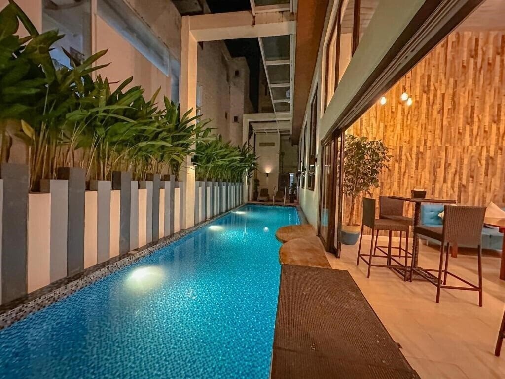 Готель Ferra Hotel Boracay 3*
