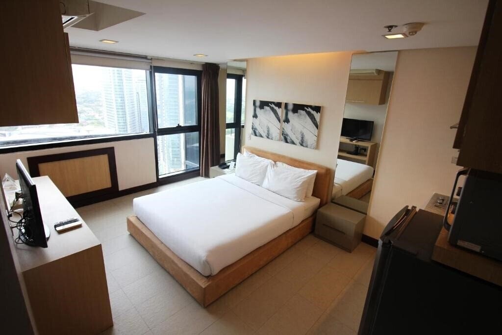 Готель Bsa Twin Towers 3*