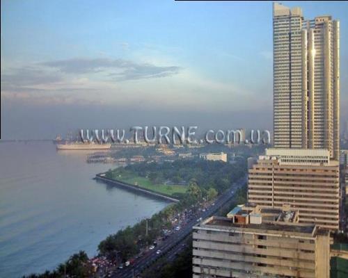 Готель Discovery Suites 4*