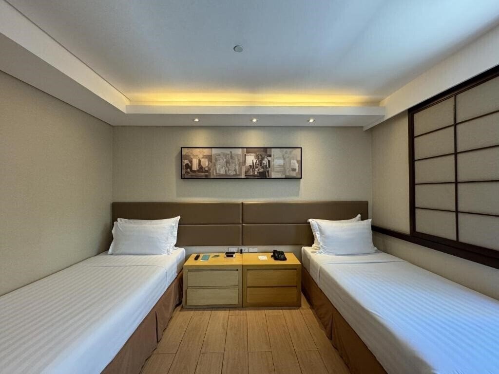 Отель Jinjiang Inn Makati 3*