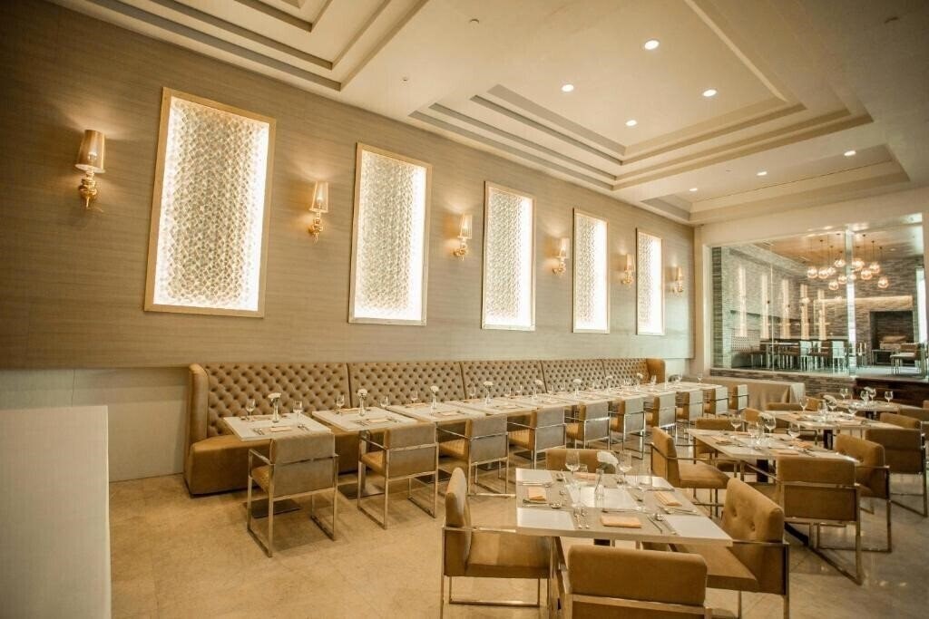 Zdjęcie The Royal Mandaya 3*