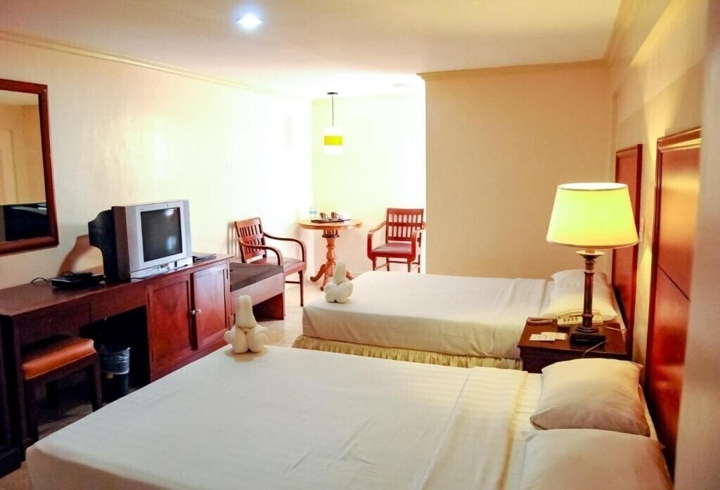 Obraz Crown Regency Residences Davao 4*