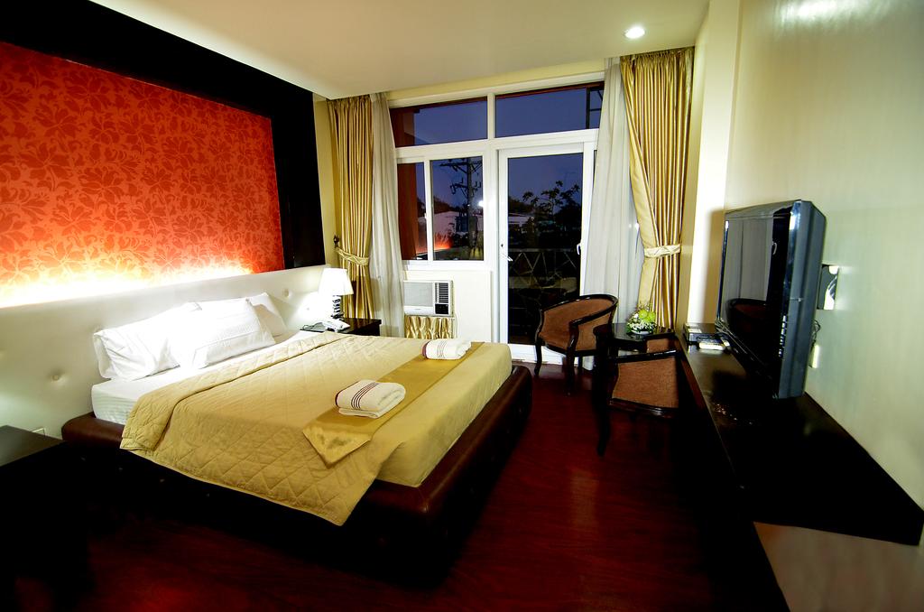 Hotel San Remigio Pensionne Suites 3*