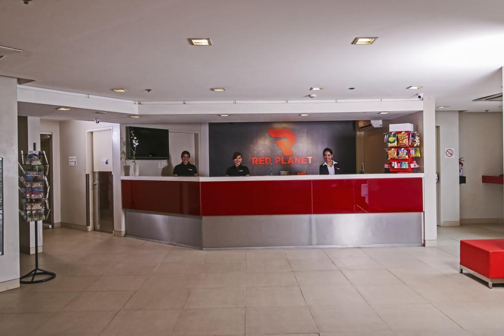 Zdjęcie Red Planet Hotel Cebu 2*