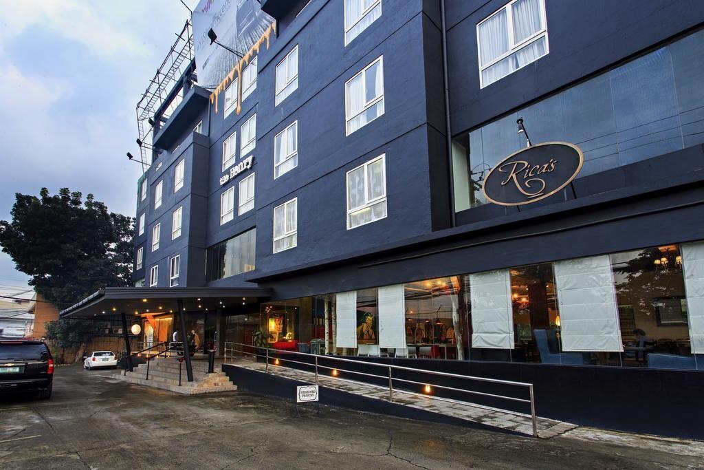 Zdjęcie The Henry 4*