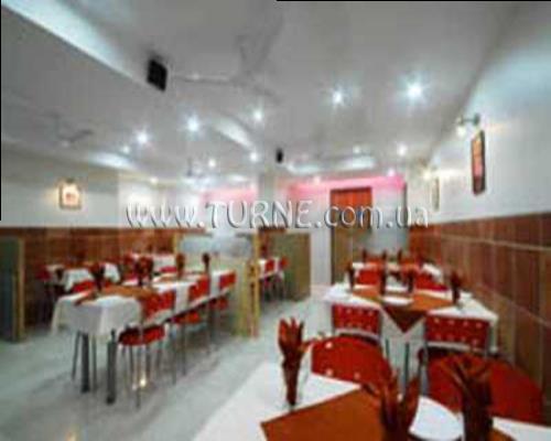 Фотографія Holiday Plaza Hotel 3*