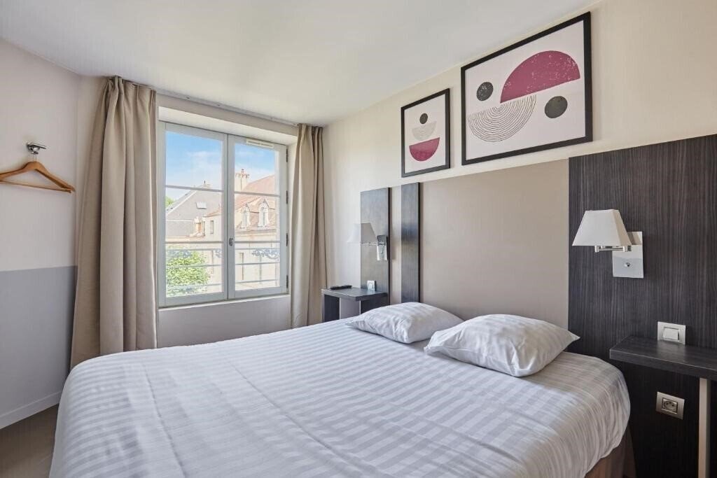 Zdjęcie Apart Hotel Odalys City Dijon Centre Les Cordeliers 4*