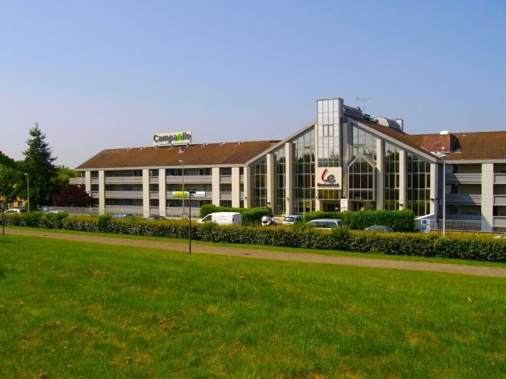 Отель Hotel Campanile Marne La Vallee - Bussy Saint Georges 3*