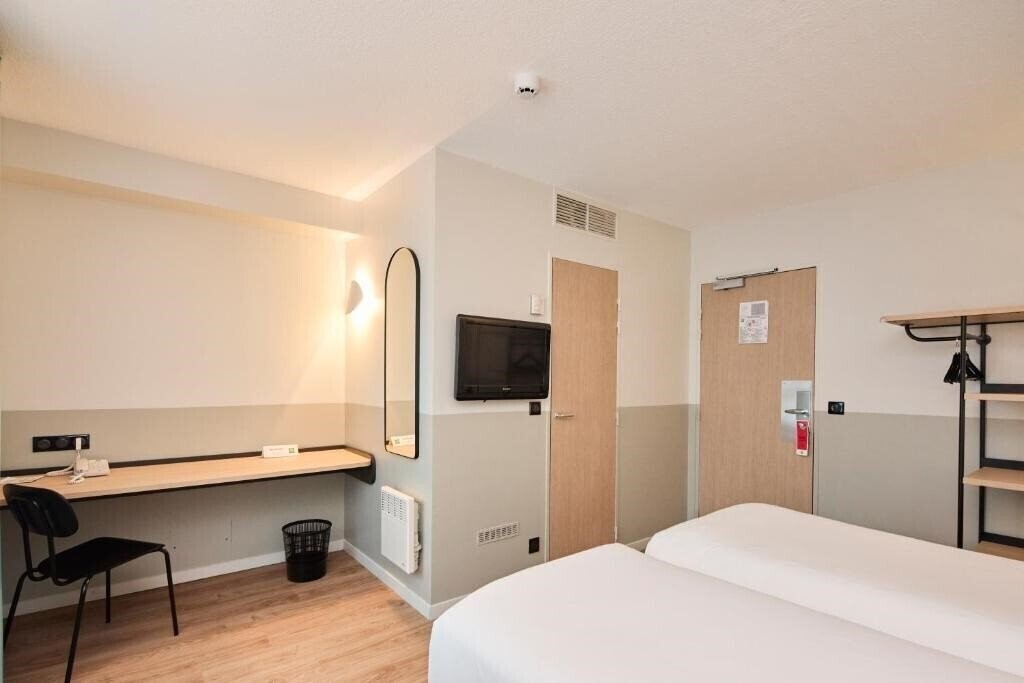Obraz Ibis Styles Poissy Paris 3*