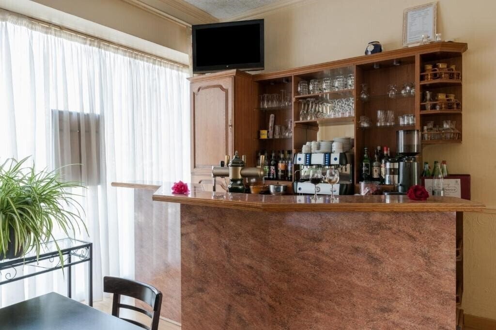 Фотографія The Originals City, Hotel Le Savoy, Caen (ex. Inter-Hotel Le Savoy) 3*