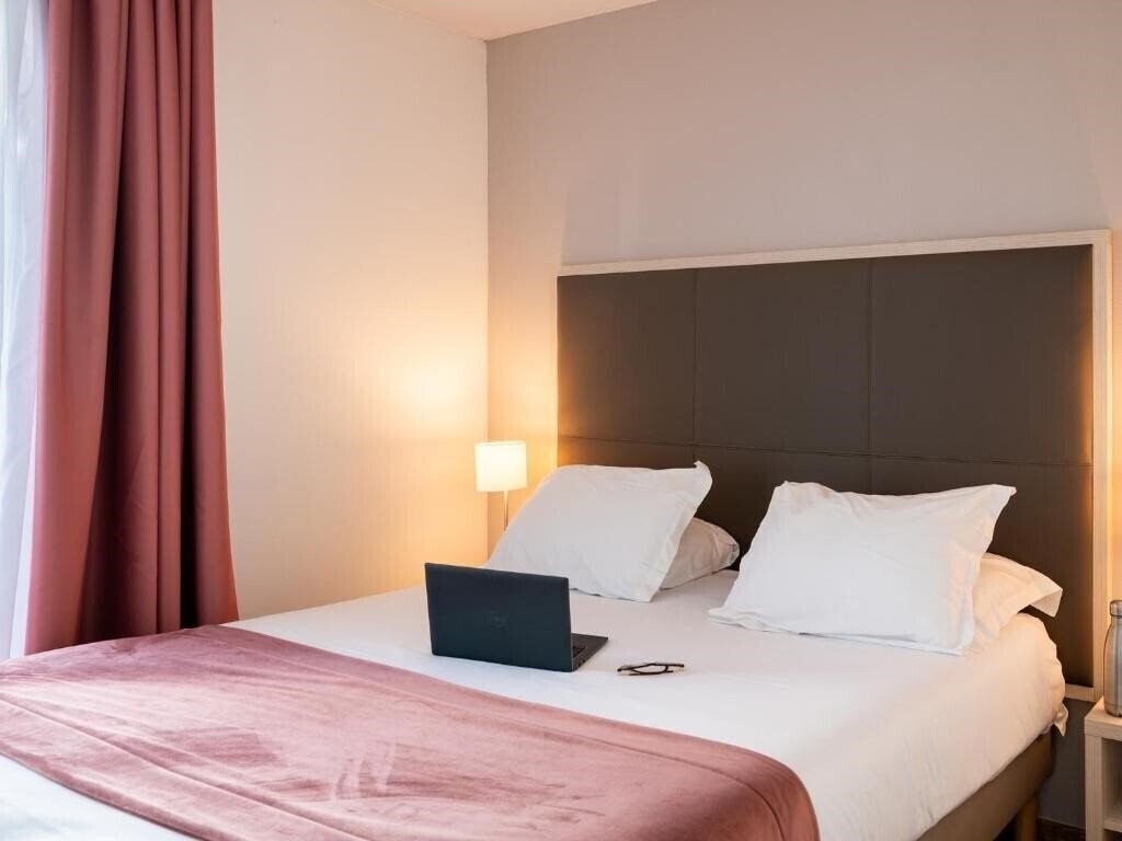 Zdjęcie Sejours & Affaires Caen Le Clos Beaumois (ex. Stays & Business Caen Le Clos Beaumois) 2*