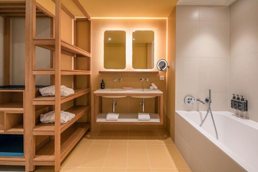 Картинка Canopy by Hilton 5*