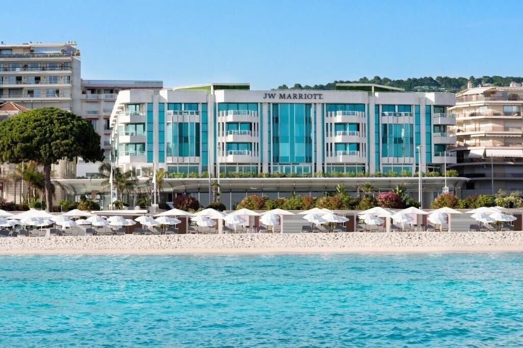 Hotel JW Marriott Cannes (ex. Palais Stephanie) 5*