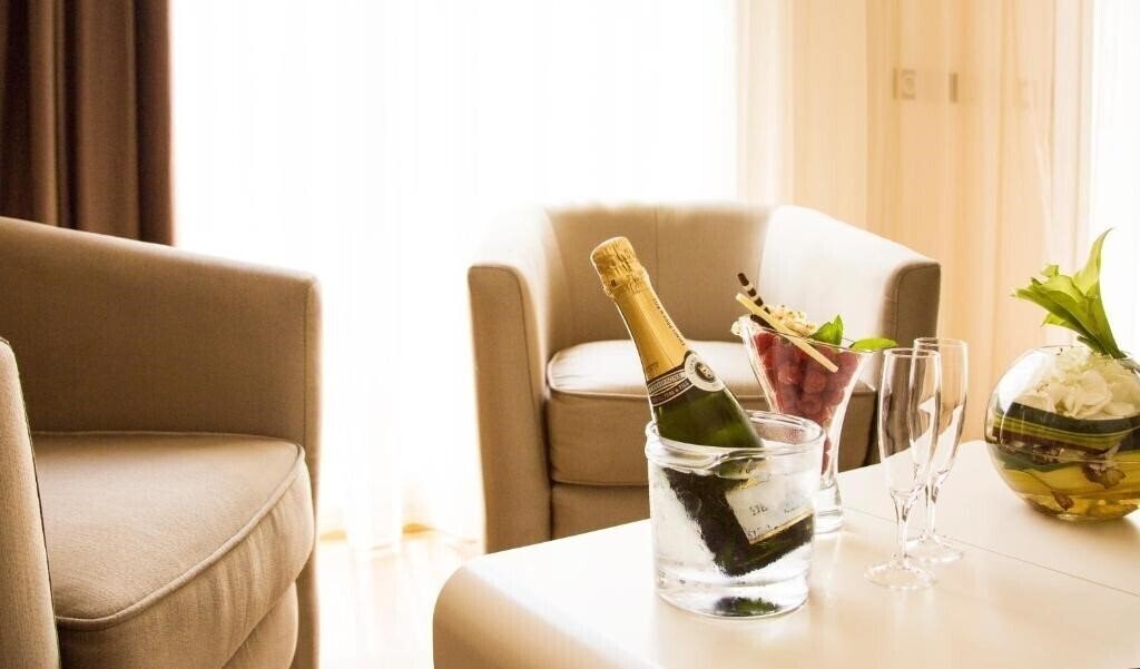 Zdjęcie Hotel Montaigne & SPA 4*