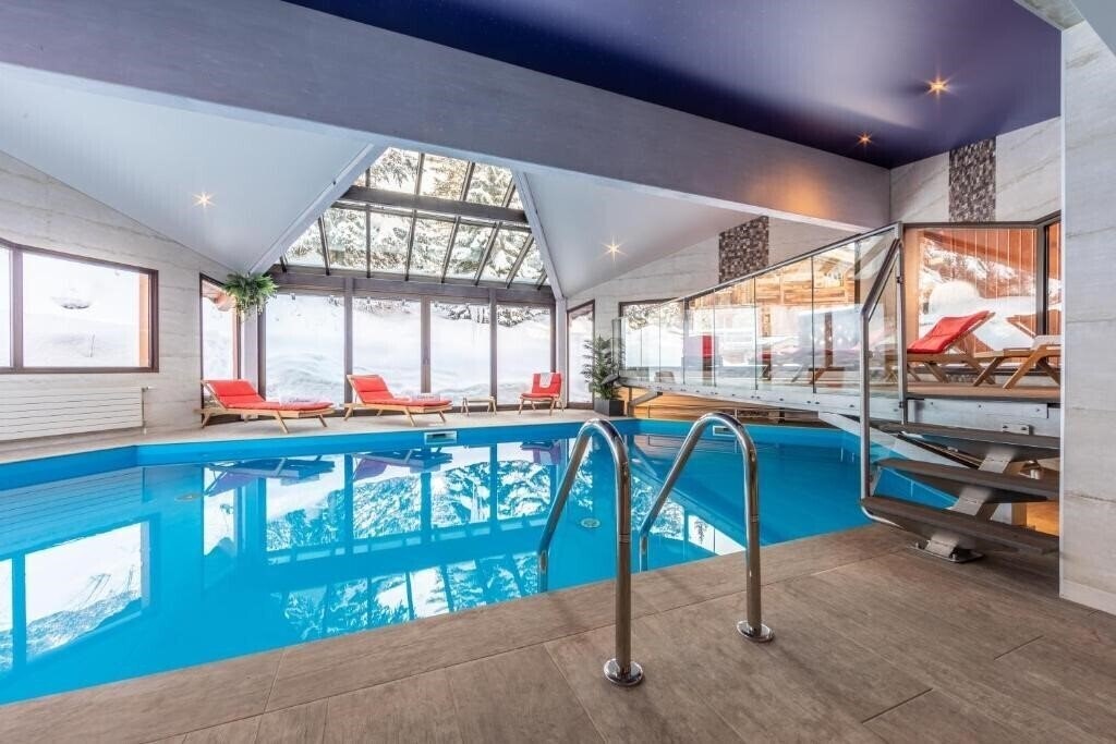 Зображення Les Sherpas 4*