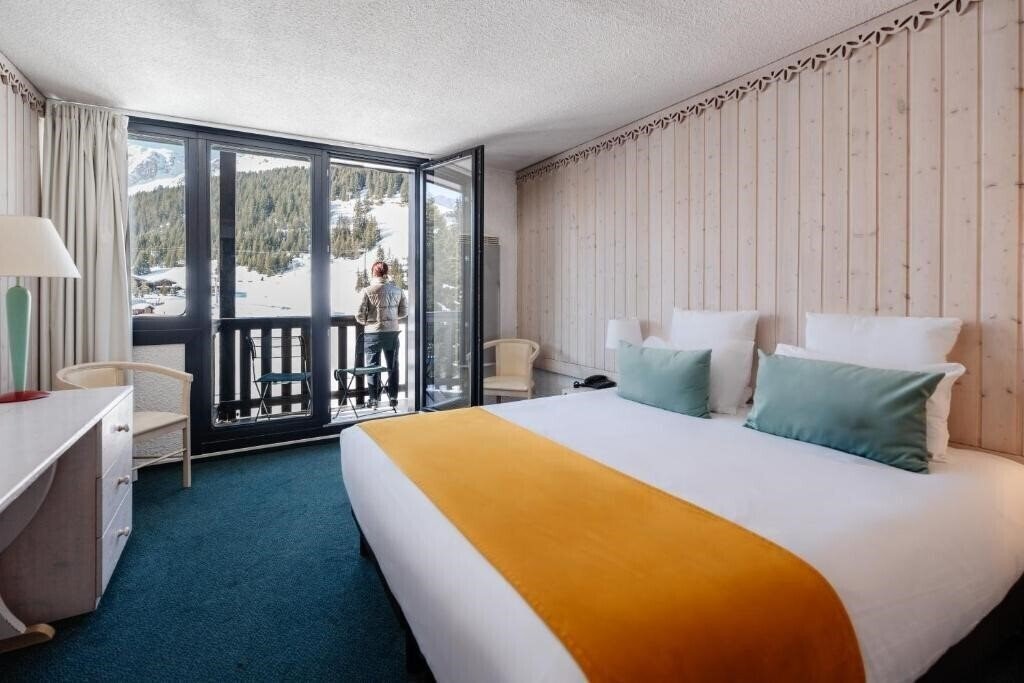 Фотографія Lake Hotel Courchevel 1850 4*