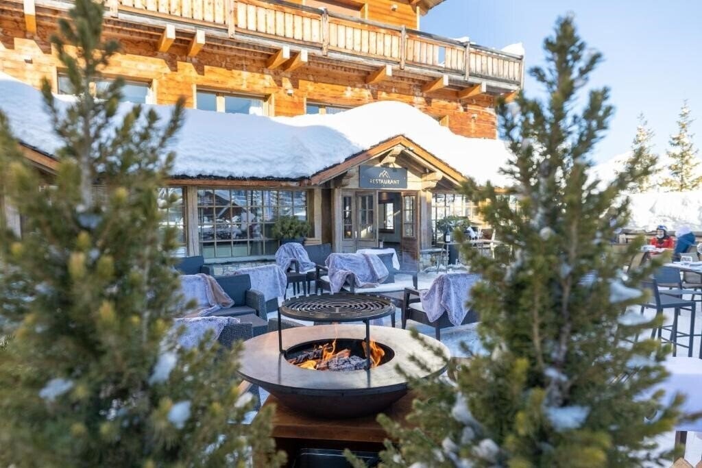 Obraz Le Grand Hotel Courchevel 1850 5*