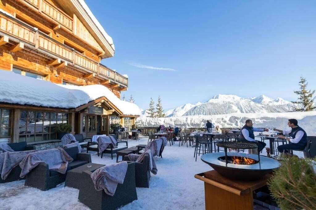 Zdjęcia Le Grand Hotel Courchevel 1850 5*