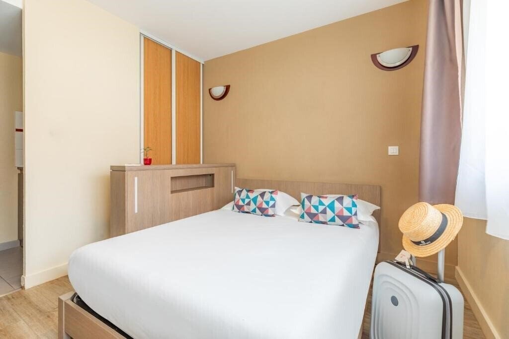 Фото Appart City Nice Acropolis 3*