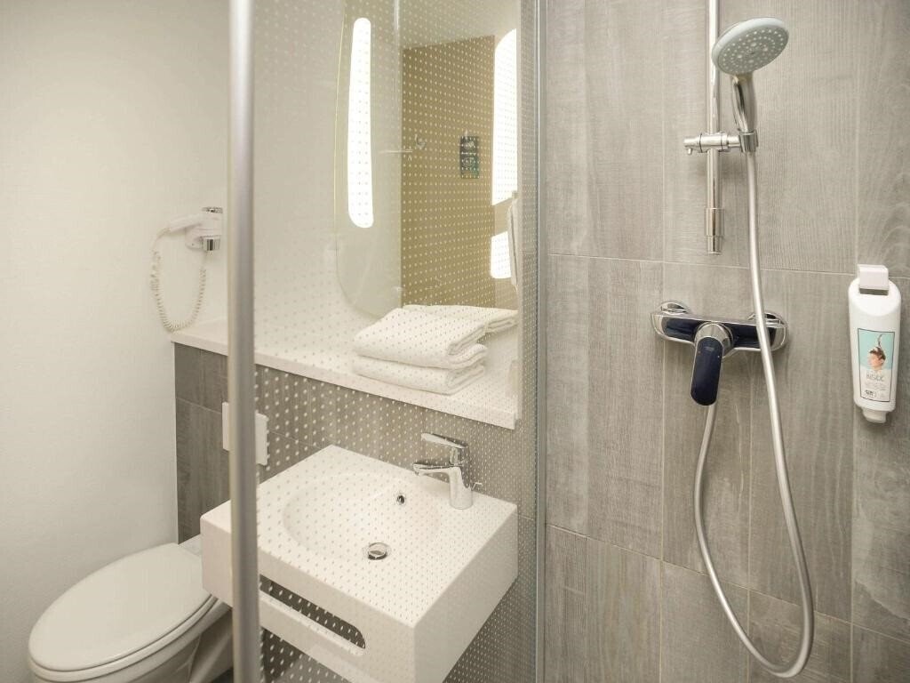 Zdjęcie Ibis Lyon Gerland Merieux 3*