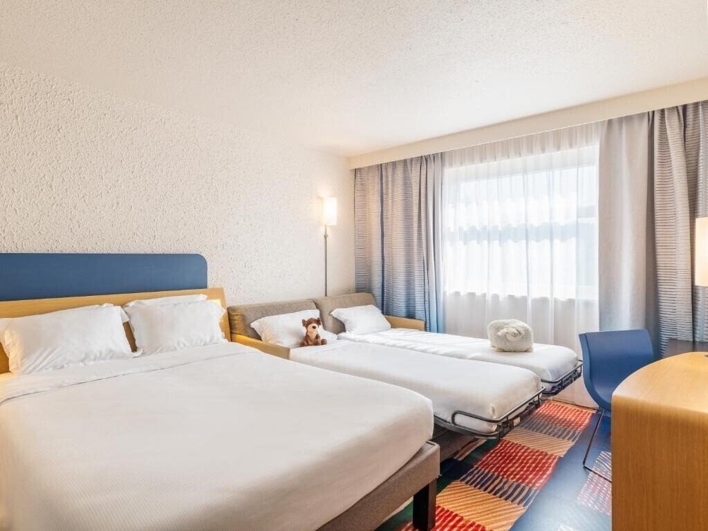 Зображення Novotel Lyon Nord Porte De Lyon 3*