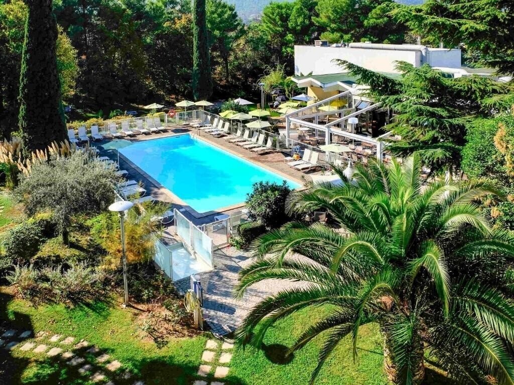 Hotel Novotel Marseille Est 4*