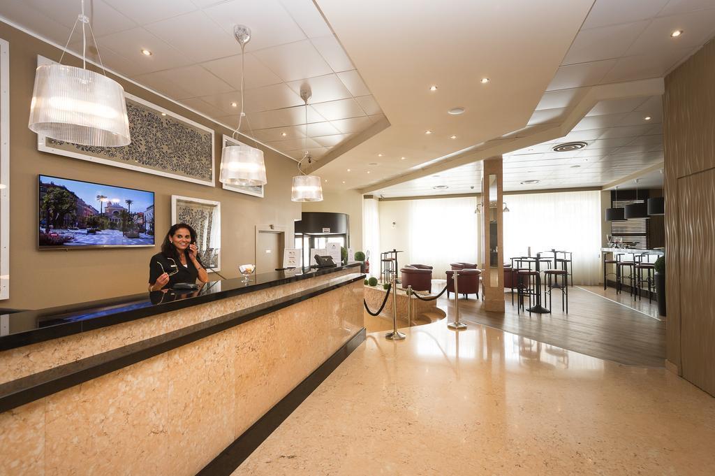 Картинка Apogia 4*