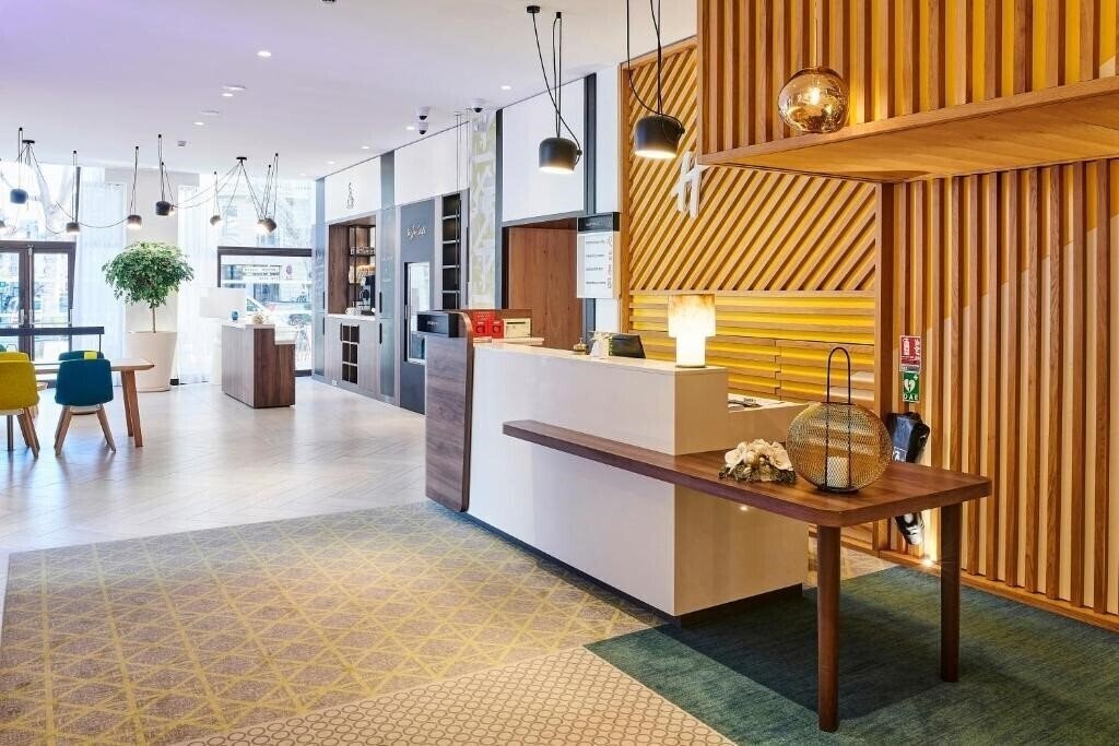 Zdjęcie Holiday Inn Nice 4*