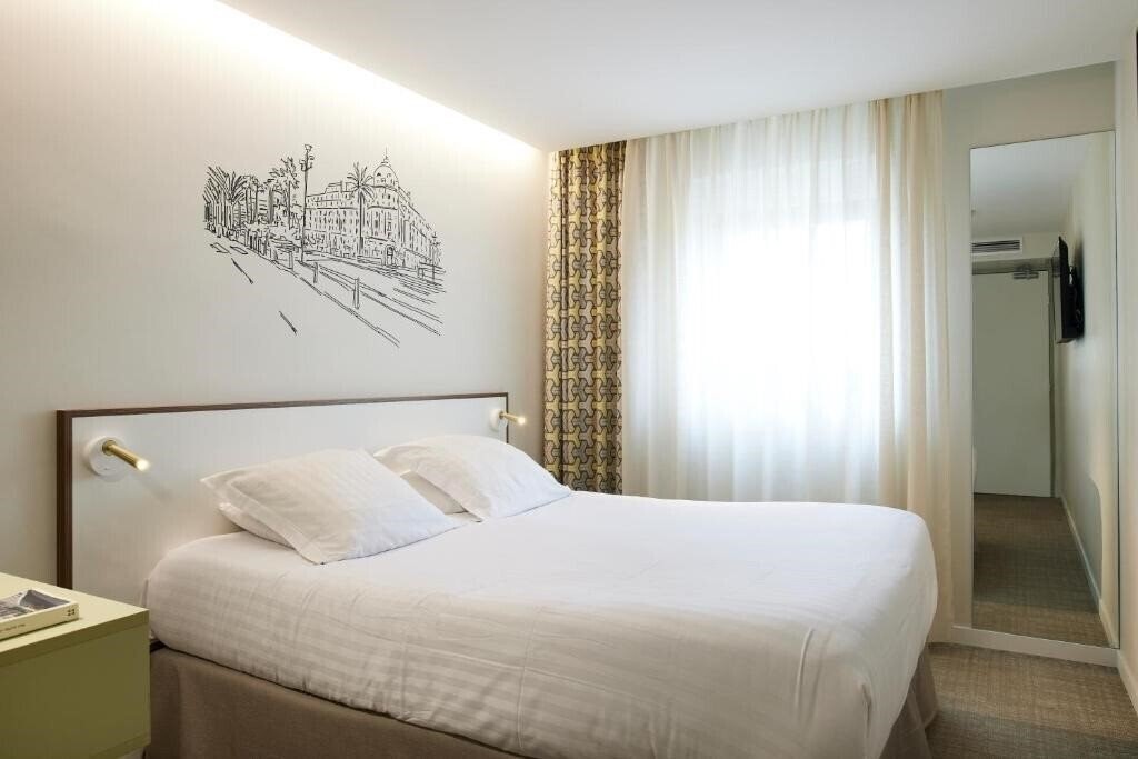 Картинка Hotel du Pin Nice Port 3*