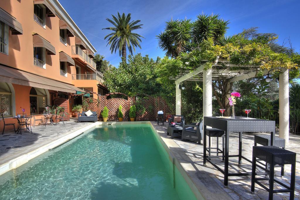 Готель Anis 3*