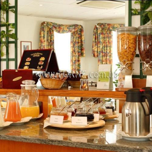 Готель Le Lausanne 3*