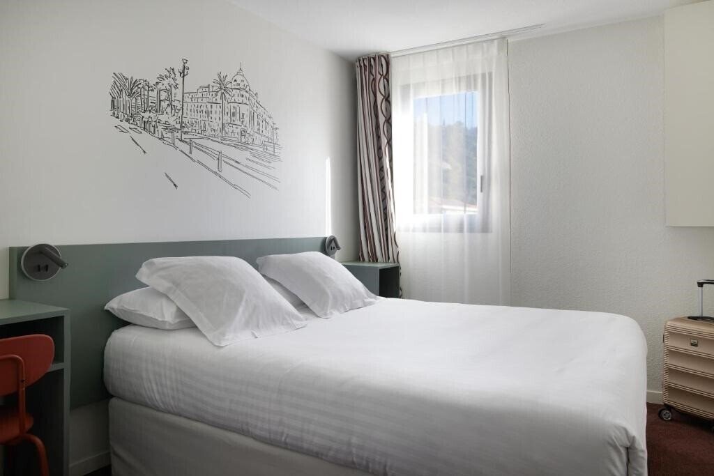 Картинка Hotel Restaurant Isidore Nice Ouest 2*