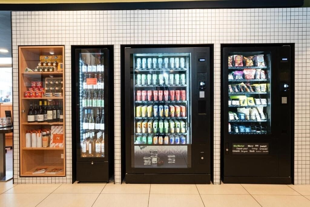 Obraz EasyHotel Nice Old Town (ex. EasyHotel Nice Palais des Congres, Ibis Nice Palais des Congres, Best Western Nautica) 3*