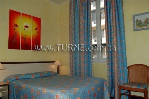 Hotel De La Fontaine 3*