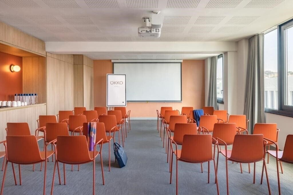 Zdjęcia Okko Hotels Nice Aeroport 4*