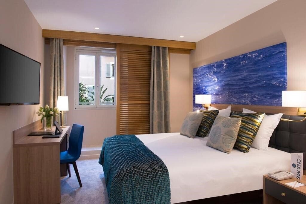 Hotel Beau Rivage 4*