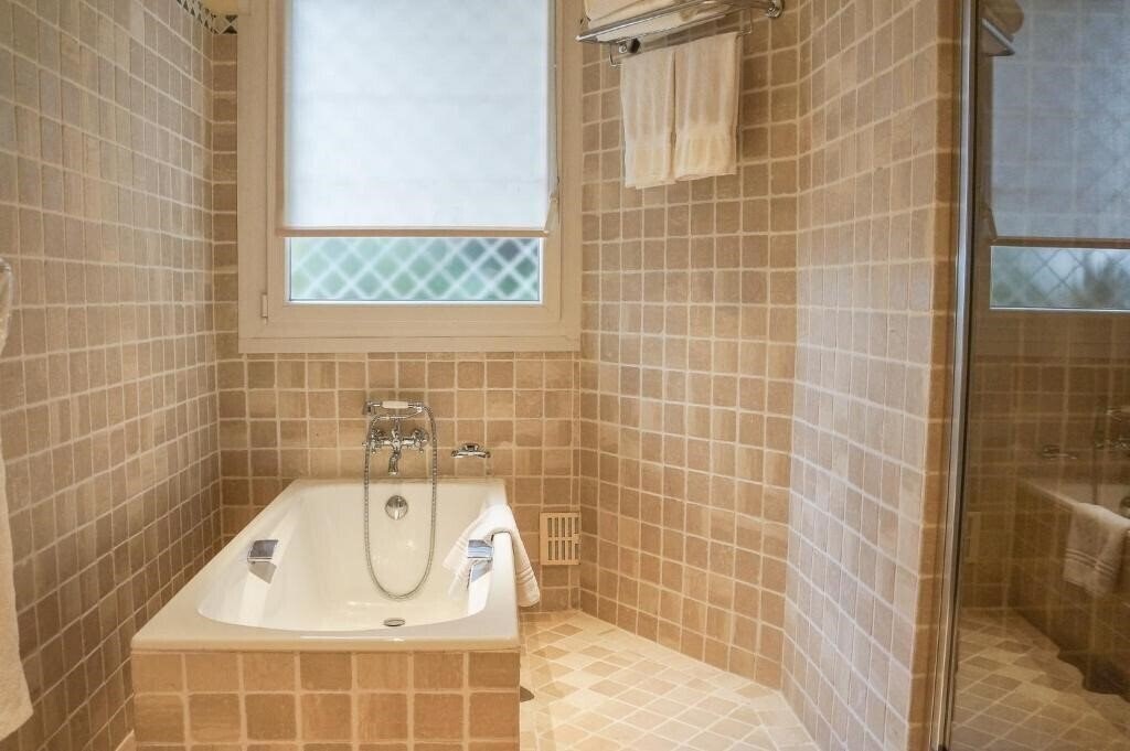 Изображение Hotel La Perouse 4*