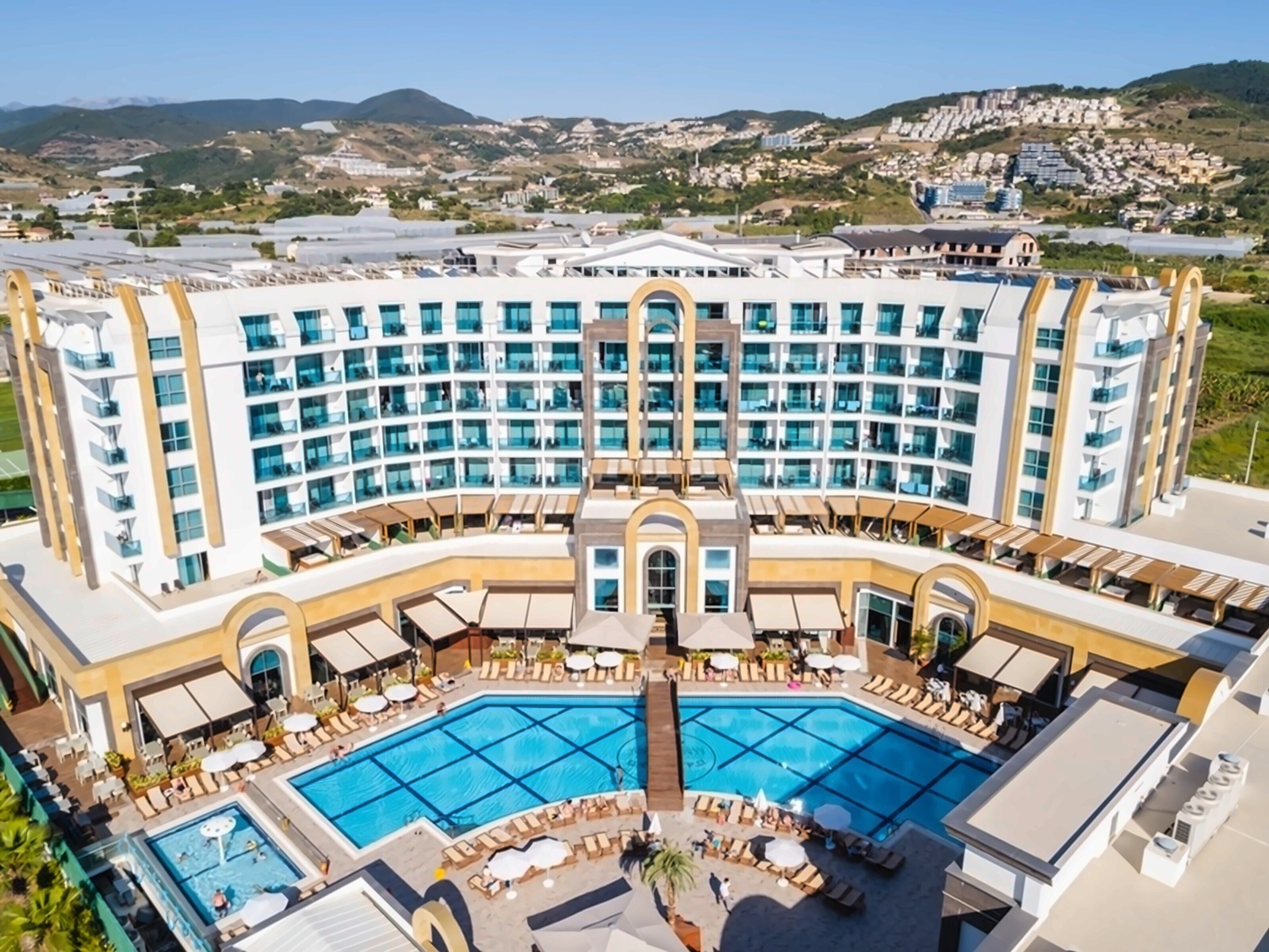 Hotel Les Cigales 3*