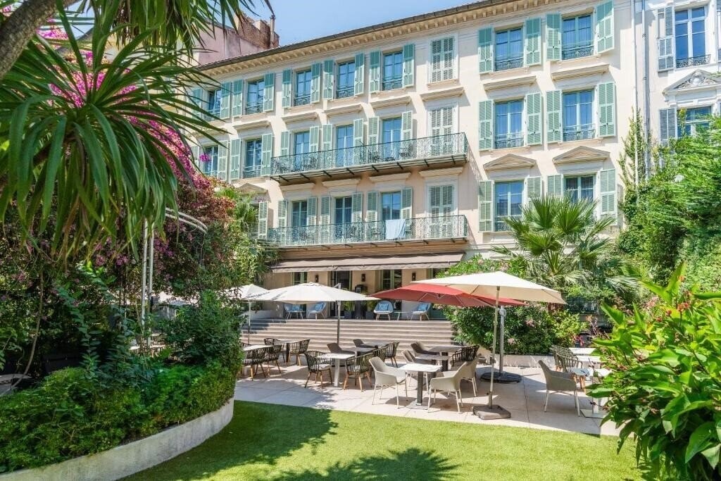 Hotel Villa Victoria 4*