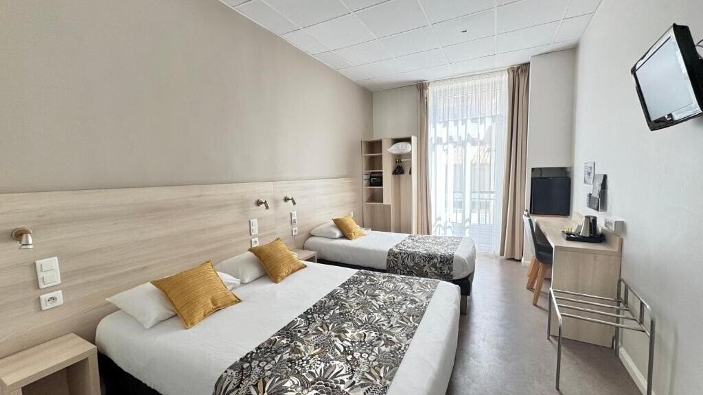 Zdjęcie Helvetique 2*