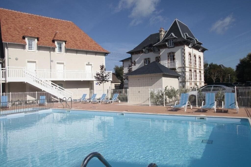 Отель Residence Odalys Reference Le Domaine des Dunettes (ex. Residence Les Dunettes) 3*