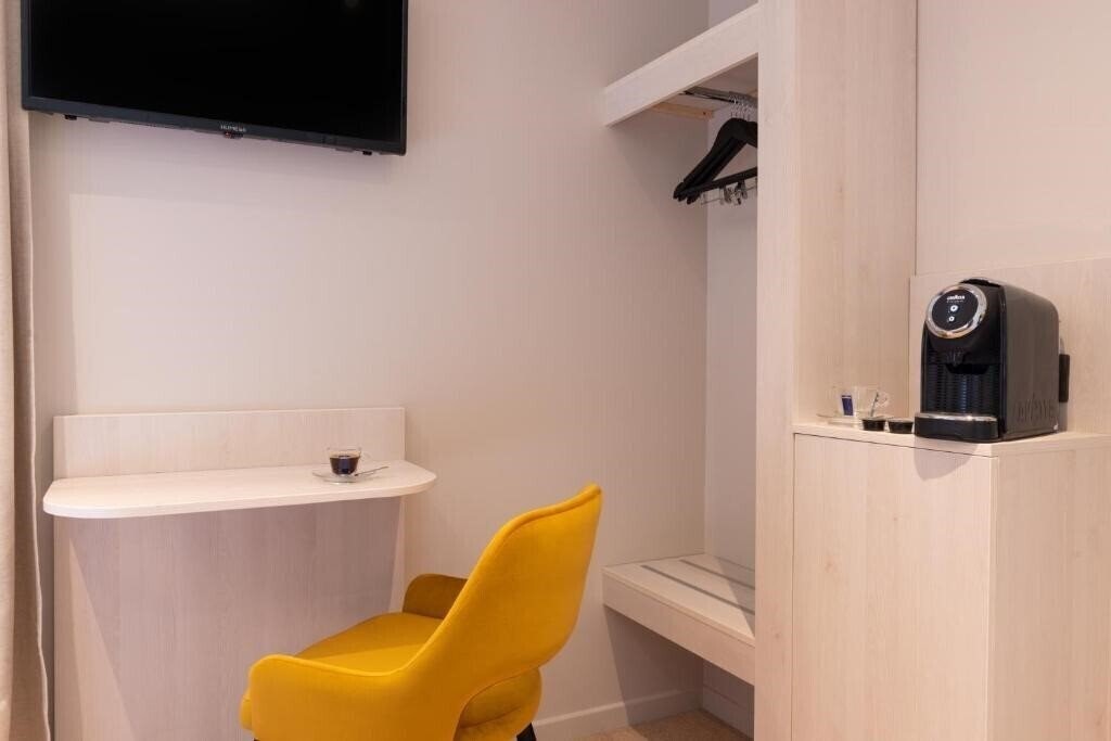 Zdjęcie The Originals Boutique, Hotel Porte de Dieppe 3*