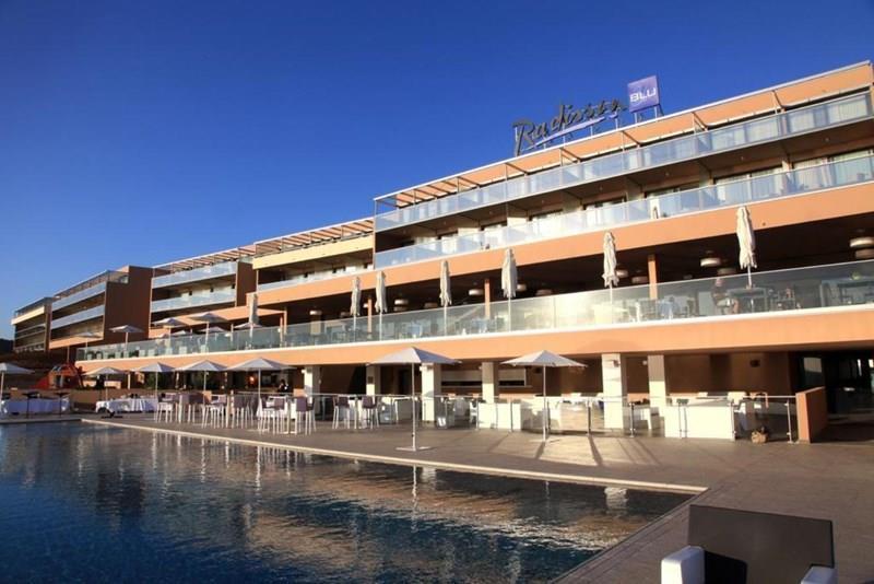 Готель Radisson Blu & Spa Ajaccio Bay 4*