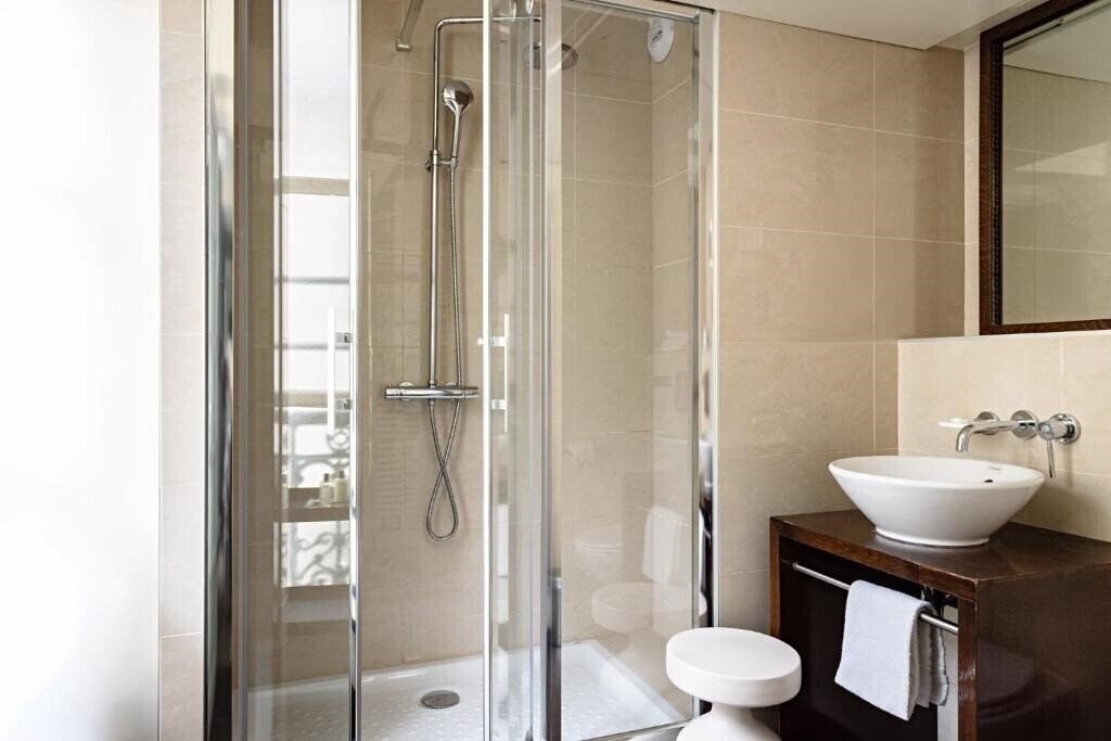 Фото Holiday Inn Paris Elysees 4*
