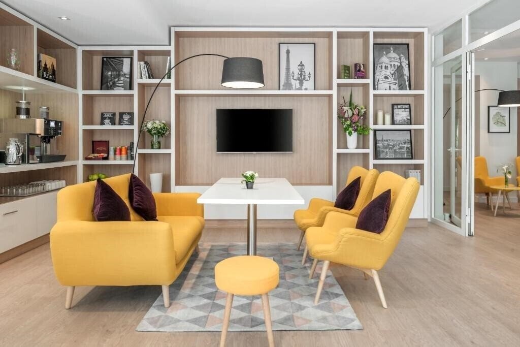 Изображение Citadines Montmartre Paris 3*