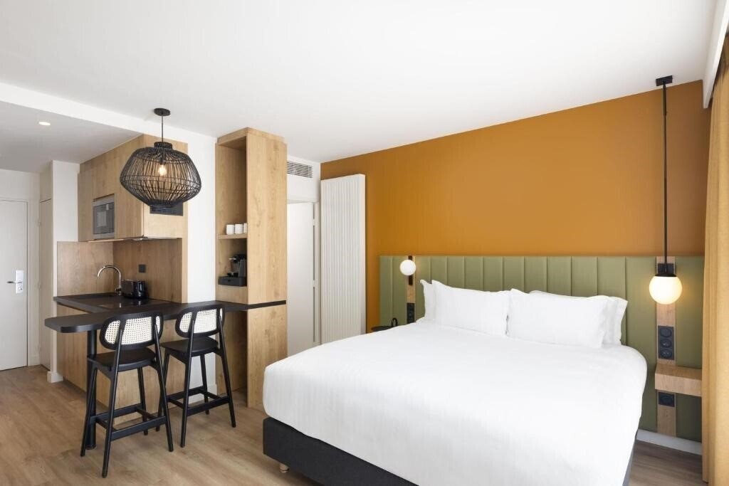 Отель Citadines Didot Montparnasse Paris 3*