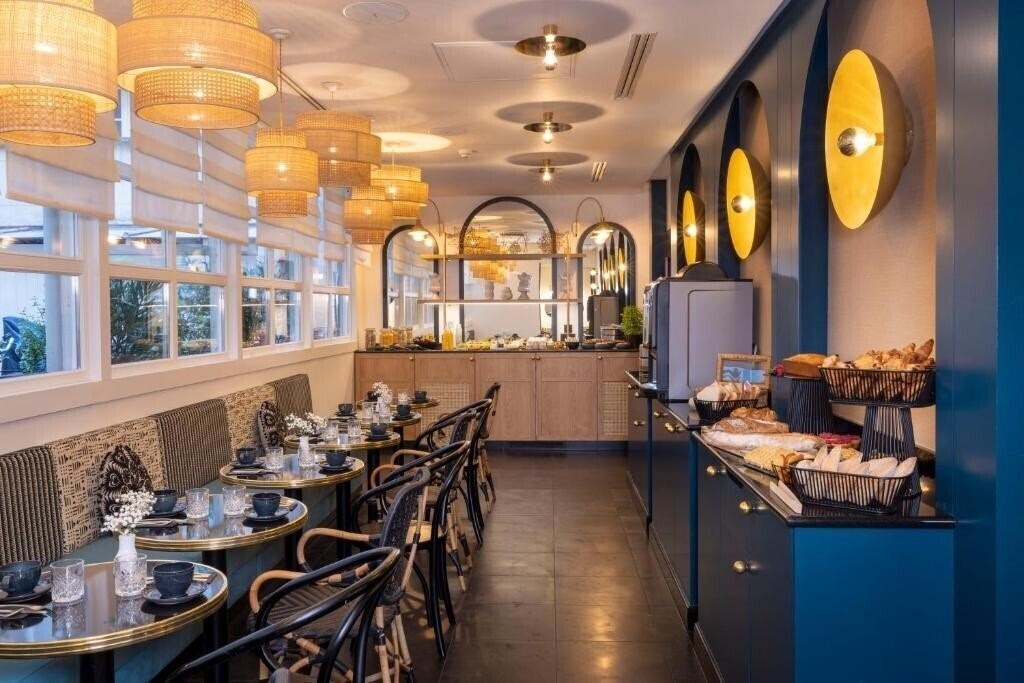 Изображение Grand Hotel Chicago (ex. Champlain Paris) 4*